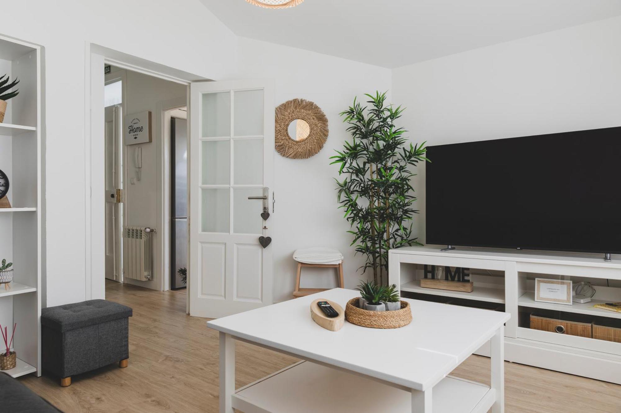 Viares 2 Apartment Суансес Екстериор снимка